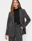 Saint Tropez Penelope blazer – forfra på modell