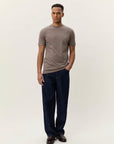 Core Contrast T-Shirt i brun, t-skjorte fra Les Deux hos Image Mandal