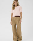 Milasz Ss Pullover i chalk rosa sett fra siden, cardigan fra Saint Tropez hos Image Mandal