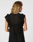 Jayla Voile Top i sort stylet antrekk, bluse fra Neo Noir hos Image Mandal