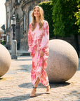 Pollyanasz Dress i poppy shaded flower stylet antrekk, kjole fra Saint Tropez hos Image Mandal