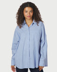Dalma Decoration Shirt i Light Blue, skjorte fra Neo Noir hos Image Mandal