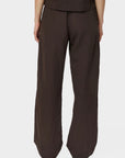 Sonar Linen Pants i dark brun sett fra siden, bukse fra Neo Noir hos Image Mandal