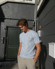 Norregaard Contrast T-shirt i blå, t-skjorte fra Les Deux hos Image Mandal