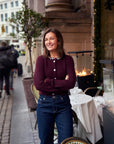 Marie Stone Knit Cardigan i rød stylet antrekk, cardigan fra Neo Noir hos Image Mandal