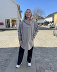 lilly poncho grå