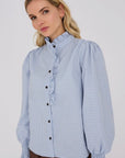 Clova check shirt i blå, skjorte fra A-view, sett fra siden – Image Mandal