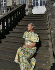 Holly Print Dress i gul i bomull, kjole fra Golightly hos Image Mandal