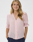 Kristelsz Shirt i chalk rosa stylet antrekk, skjorte fra Saint Tropez hos Image Mandal