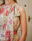 Marli Big Flower Dress i creme sett fra siden, kjole fra Neo Noir hos Image Mandal
