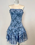 Candra Dress i blå nærbilde av detaljer, kjole fra Golightly hos Image Mandal
