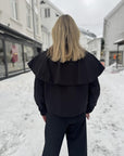 Keshacc Cape Jacket i Black, yttertøy fra Co'couture hos Image Mandal