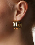 Liv - Multi Layered Stud Earrings Stainless Steel bakfra, tilbehør fra Timi Of Sweden hos Image Mandal