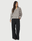Camisa Big Check Blouse i Off White, skjorte fra Neo Noir hos Image Mandal