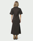 Baia Poplin Dress i chocolate brun bakfra, kjole fra Neo Noir hos Image Mandal