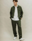 Bartolo Pants i olive, bukse fra Urban Pioneers, detaljbilde – Image Mandal