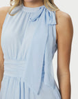 Marli Solid Chiffon Dress i lyseblå bakfra, kjole fra Neo Noir hos Image Mandal