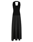 Hamina Long Dress i sort på modell, kjole fra Neo Noir hos Image Mandal