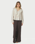 Heifa Linen Pants i dark brun bakfra, bukse fra Neo Noir hos Image Mandal