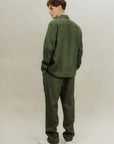 Bartolo Pants i olive, bukse fra Urban Pioneers, stylet – Image Mandal