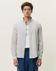 Cotton Linen Shirt i dark sand sett fra siden, skjorte fra Les Deux hos Image Mandal