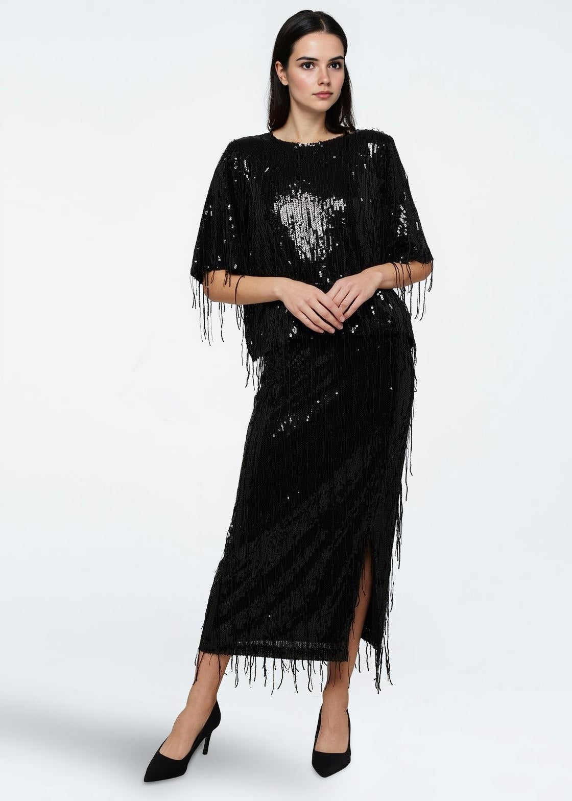 Minimum Mandi bluse med paljetter og frynser – helfigur på modell