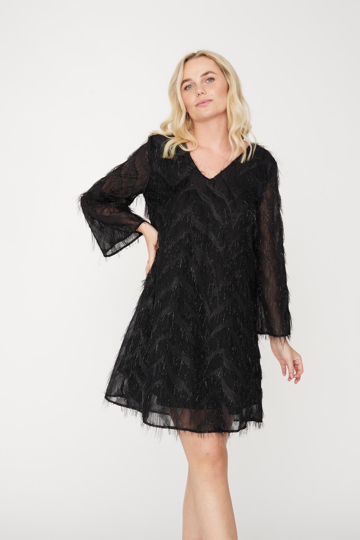 A-view Elina New kjole – forfra på modell