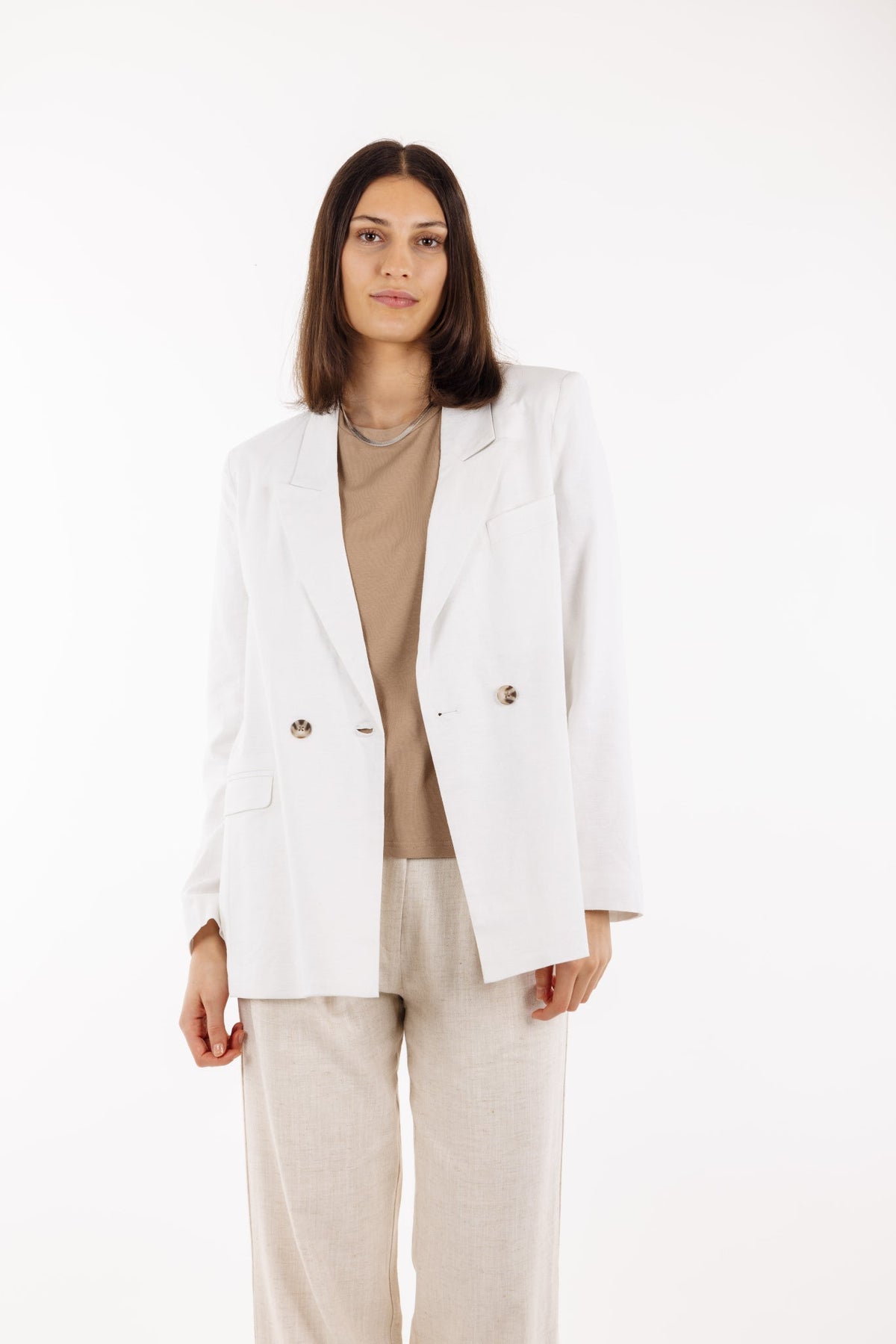 Urban Pioneers Joner blazer – forfra på modell