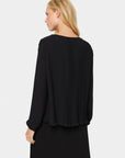 Saint Tropez Hooma bluse – bakfra på modell