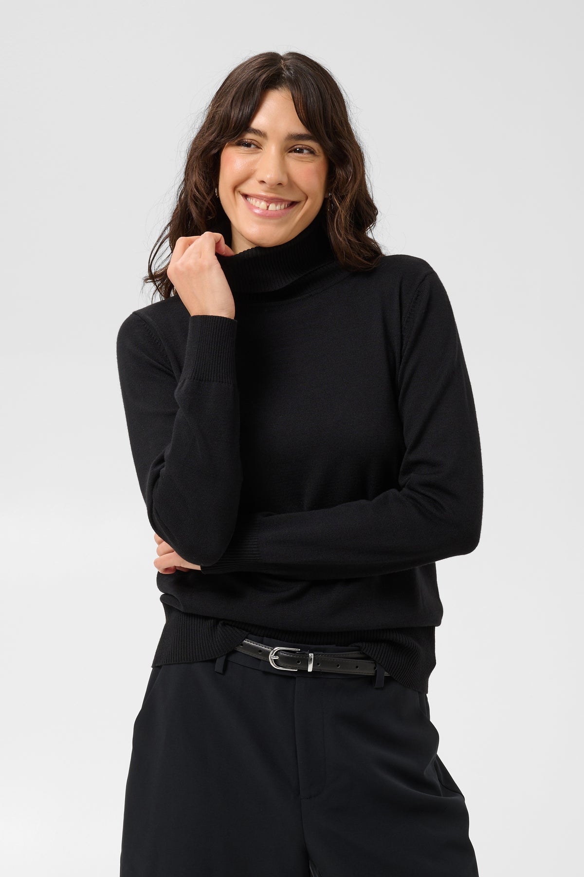 Saint Tropez Mila høyhalset genser – forfra på modell
