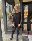 Molli Dress i sort alternativt utsnitt, kjole fra MBYM hos Image Mandal