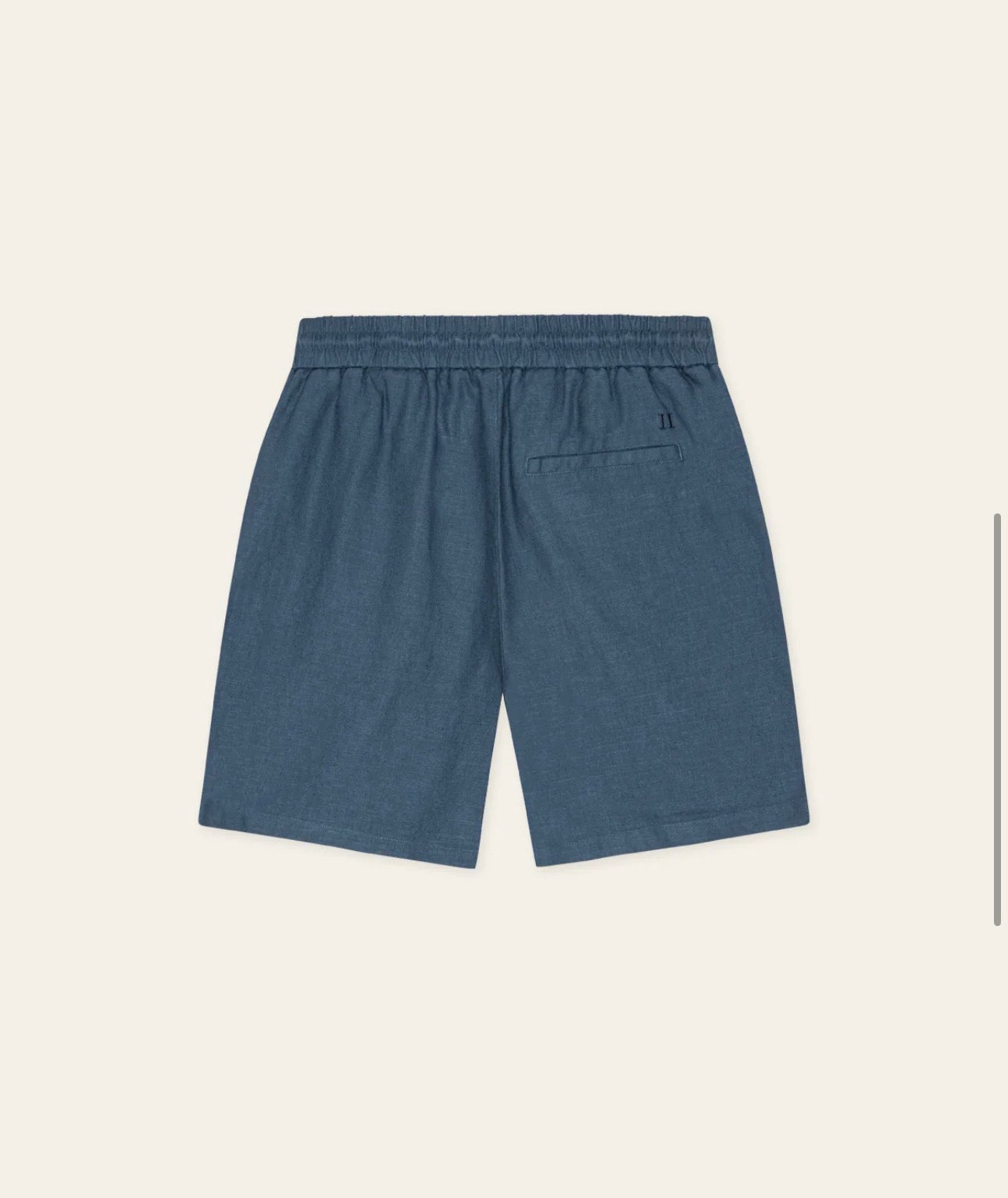 Drawstring Linen Shorts i mørkeblå stylet antrekk, shorts fra Les Deux hos Image Mandal