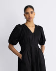 Poppycc Pleat Dress i sort sett fra siden, kjole fra Co'couture hos Image Mandal