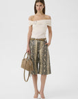 Gzlaily Off Shoulder Top i egret sett fra siden, skjorte fra Gestuz hos Image Mandal
