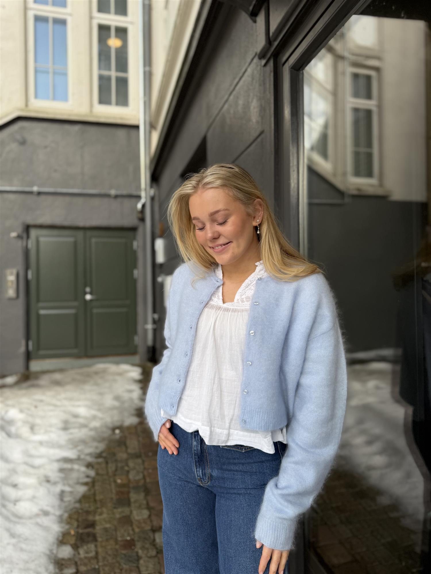 Gzdebbie Short Cardigan detaljbilde, cardigan fra Gestuz hos Image Mandal