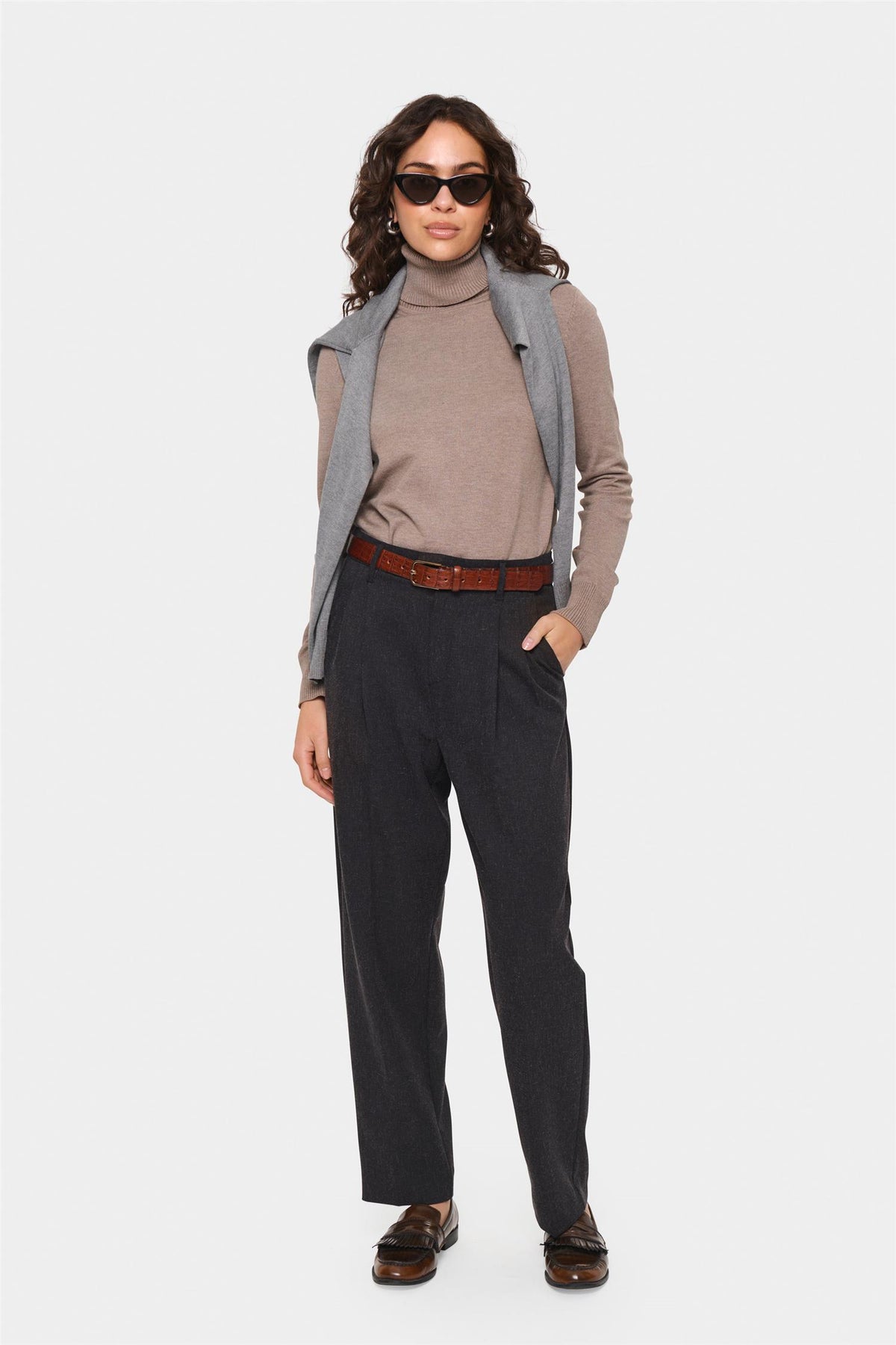 J2046, Milasz Rollneck Pullover