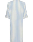 Zalindasz Shirt Dress i skyway ice stripet sett fra siden, kjole fra Saint Tropez hos Image Mandal