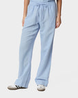 Sonar Linen Pants i lyseblå bakfra, bukse fra Neo Noir hos Image Mandal
