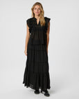 Jayla Voile Top i sort på modell, bluse fra Neo Noir hos Image Mandal