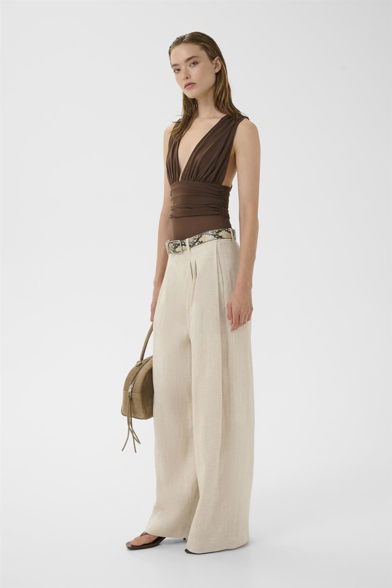 Gzriava Mw Pants i light sand melange stylet antrekk, bukse fra Gestuz hos Image Mandal