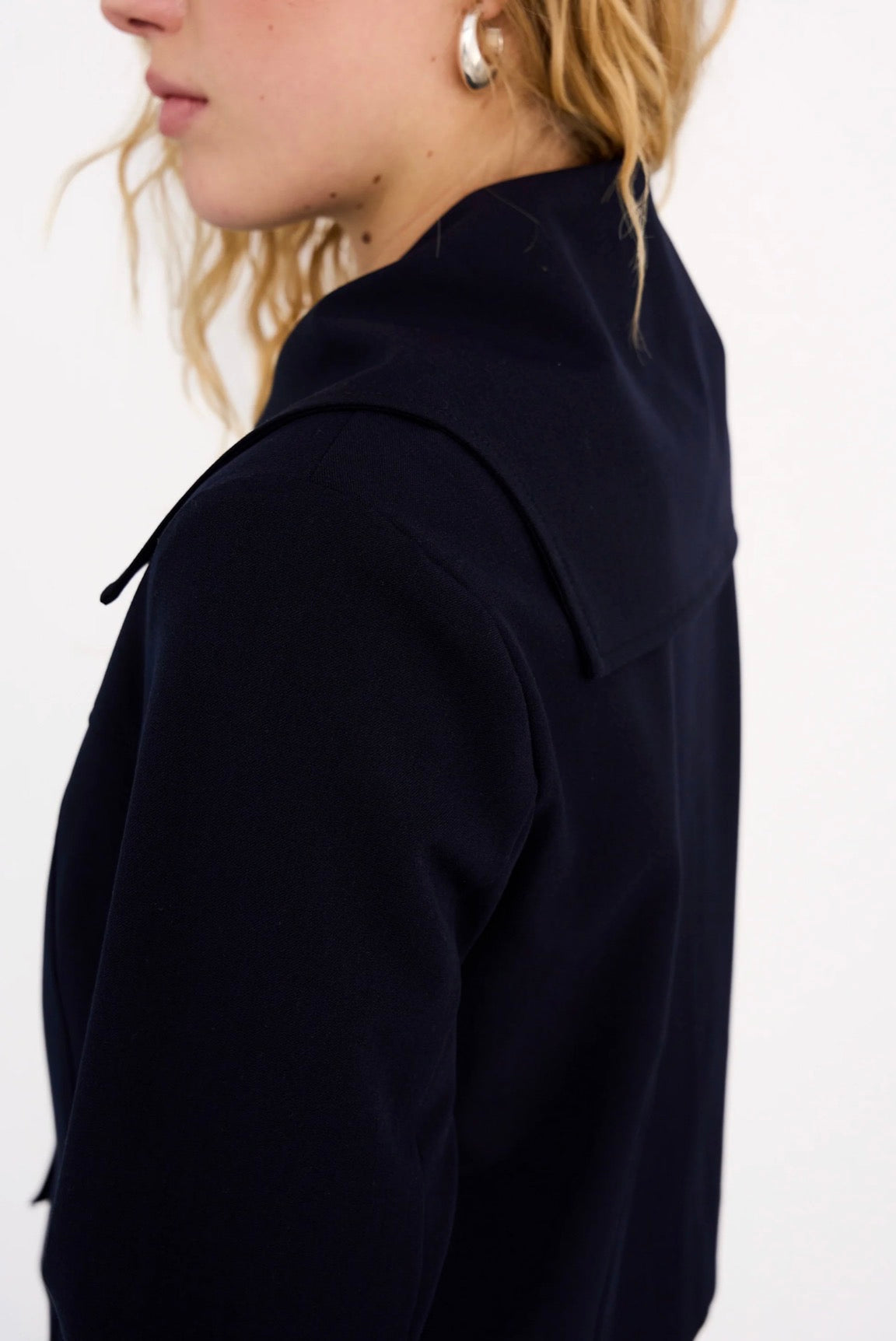 Andrea  Sailor Jacket i marineblå alternativt utsnitt, blazer fra Ivy Copenhagen hos Image Mandal