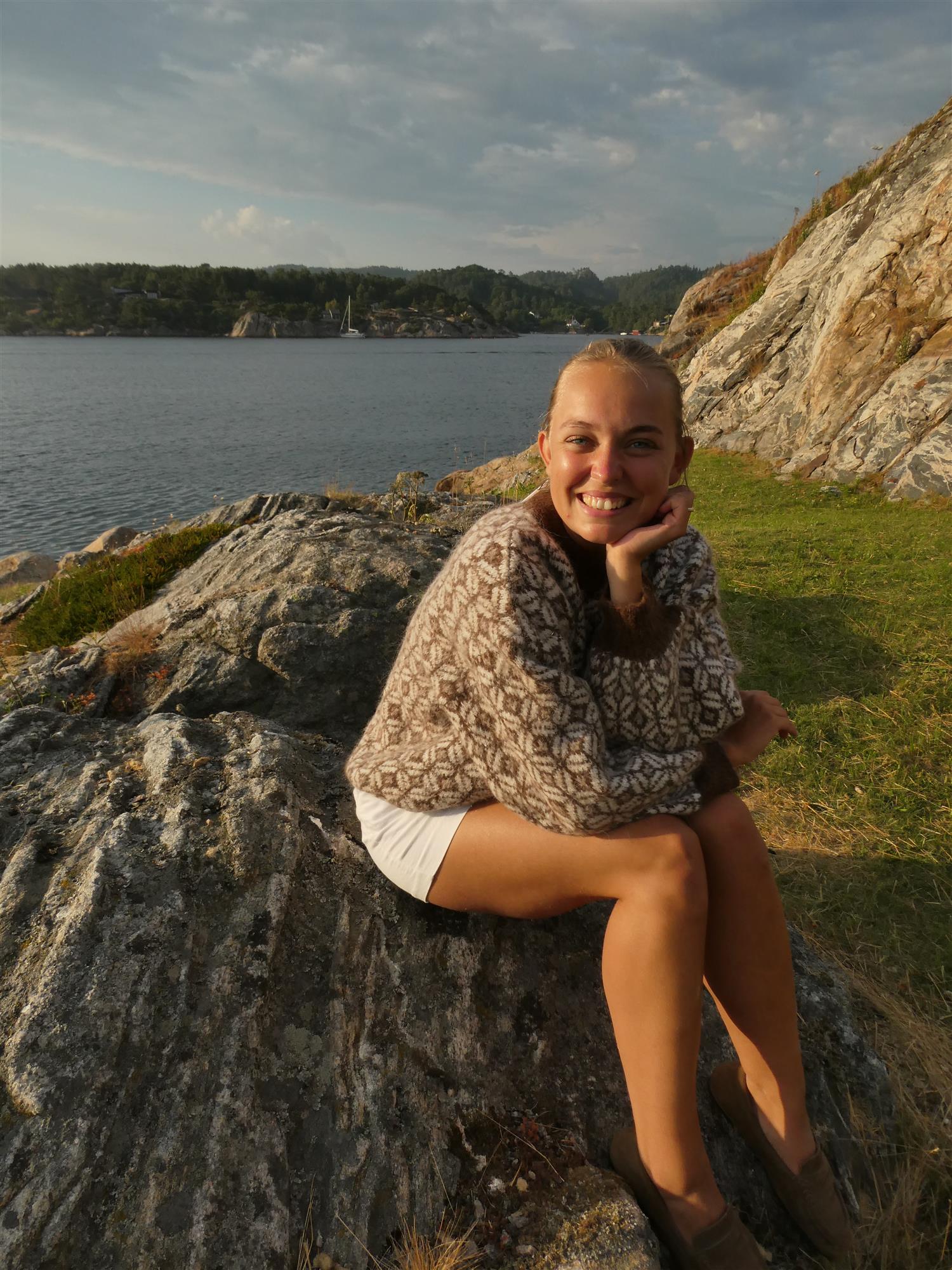 Stavanger knit pullover