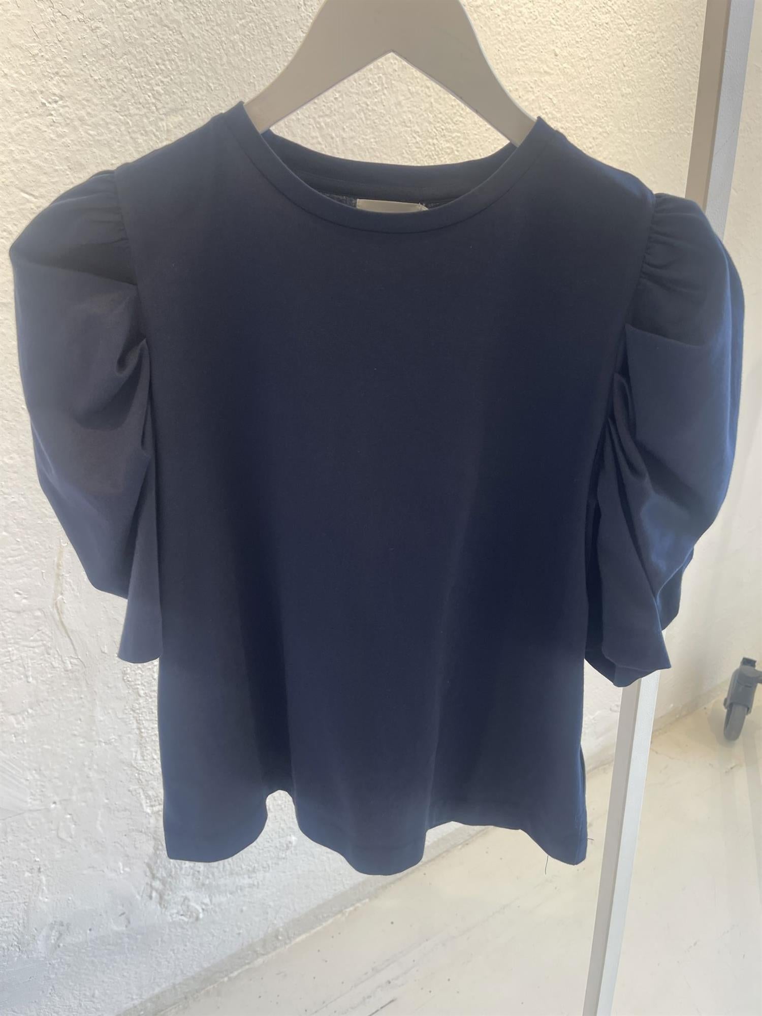Empire Ss Tee i marineblå fra Once Untold hos Image Mandal