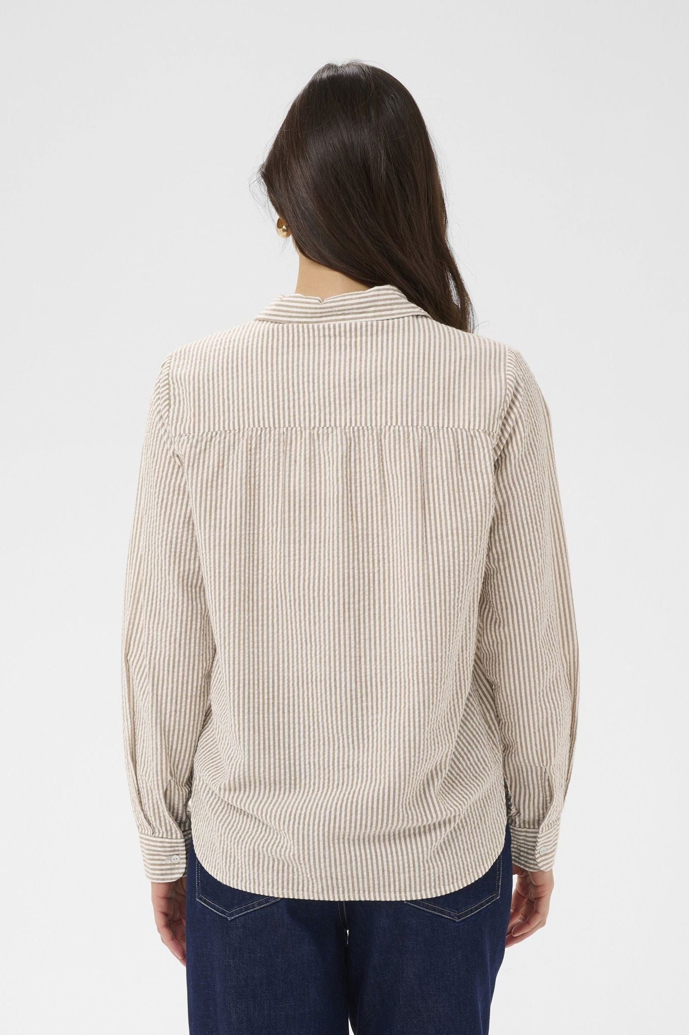 Elmikosz N. Shirt
