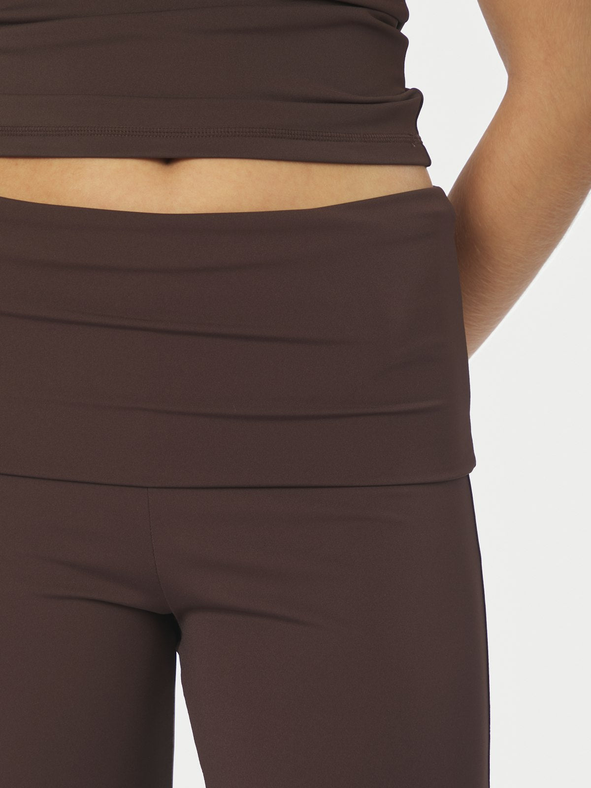 Ulianna Leggings Pants i brun ekstra vinkel, underdel fra Neo Noir hos Image Mandal