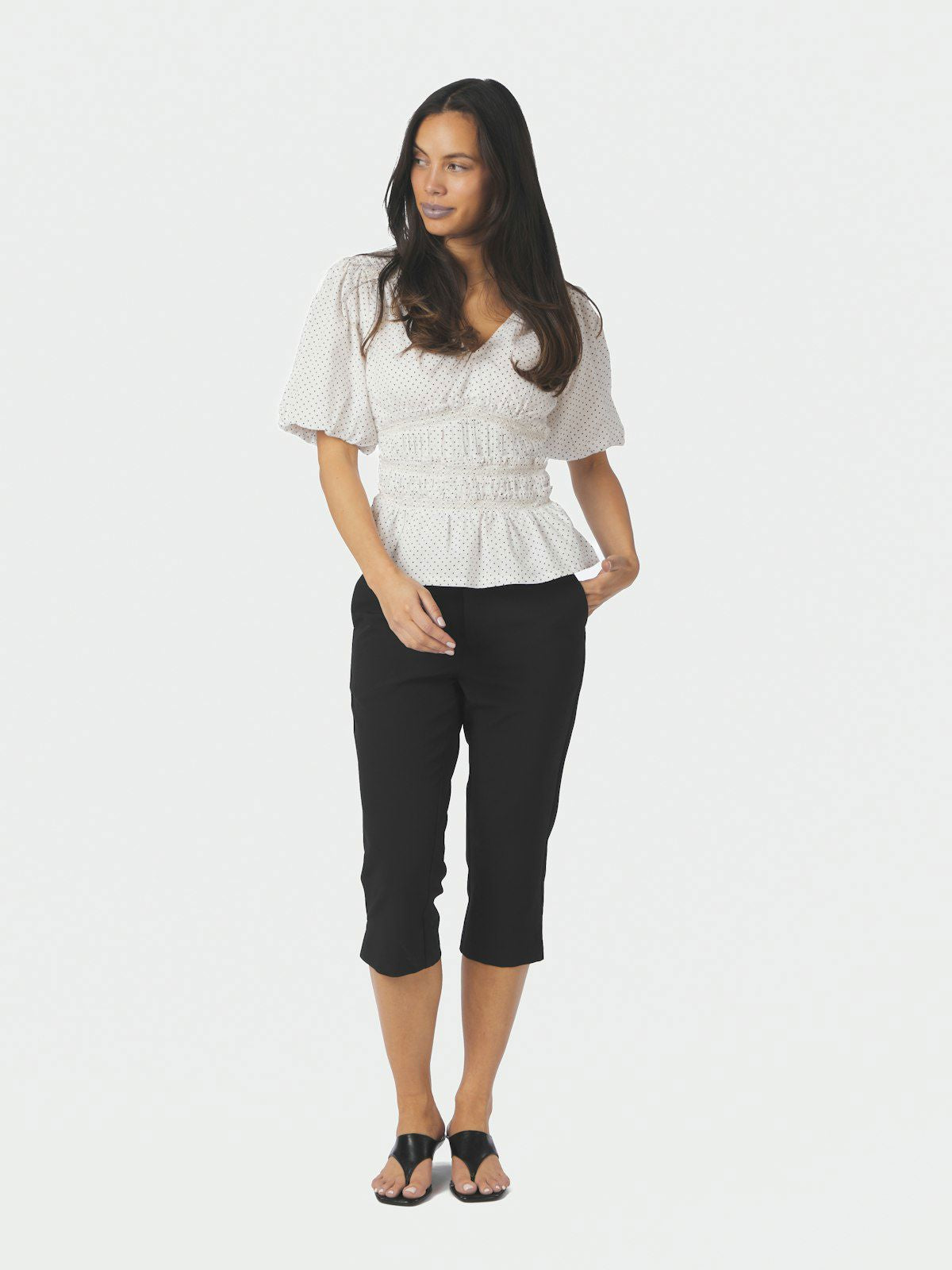Sapura Mini Dot Blouse i hvit bakfra, bluse fra Neo Noir hos Image Mandal