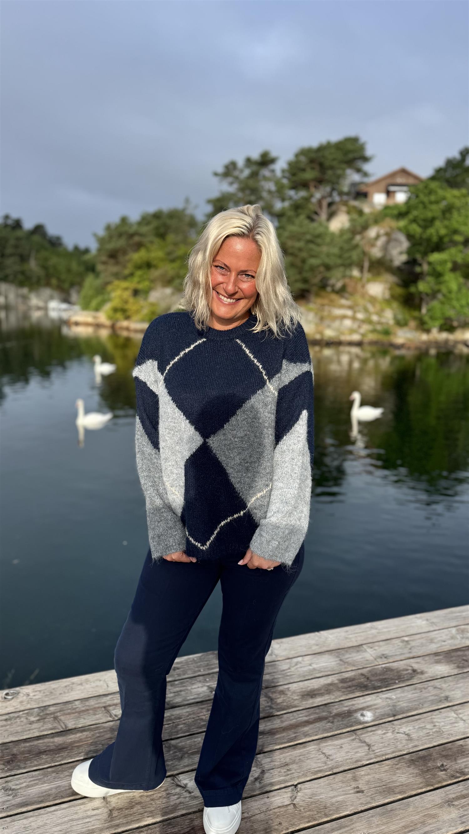 Inga Check Fluff Knit Blouse