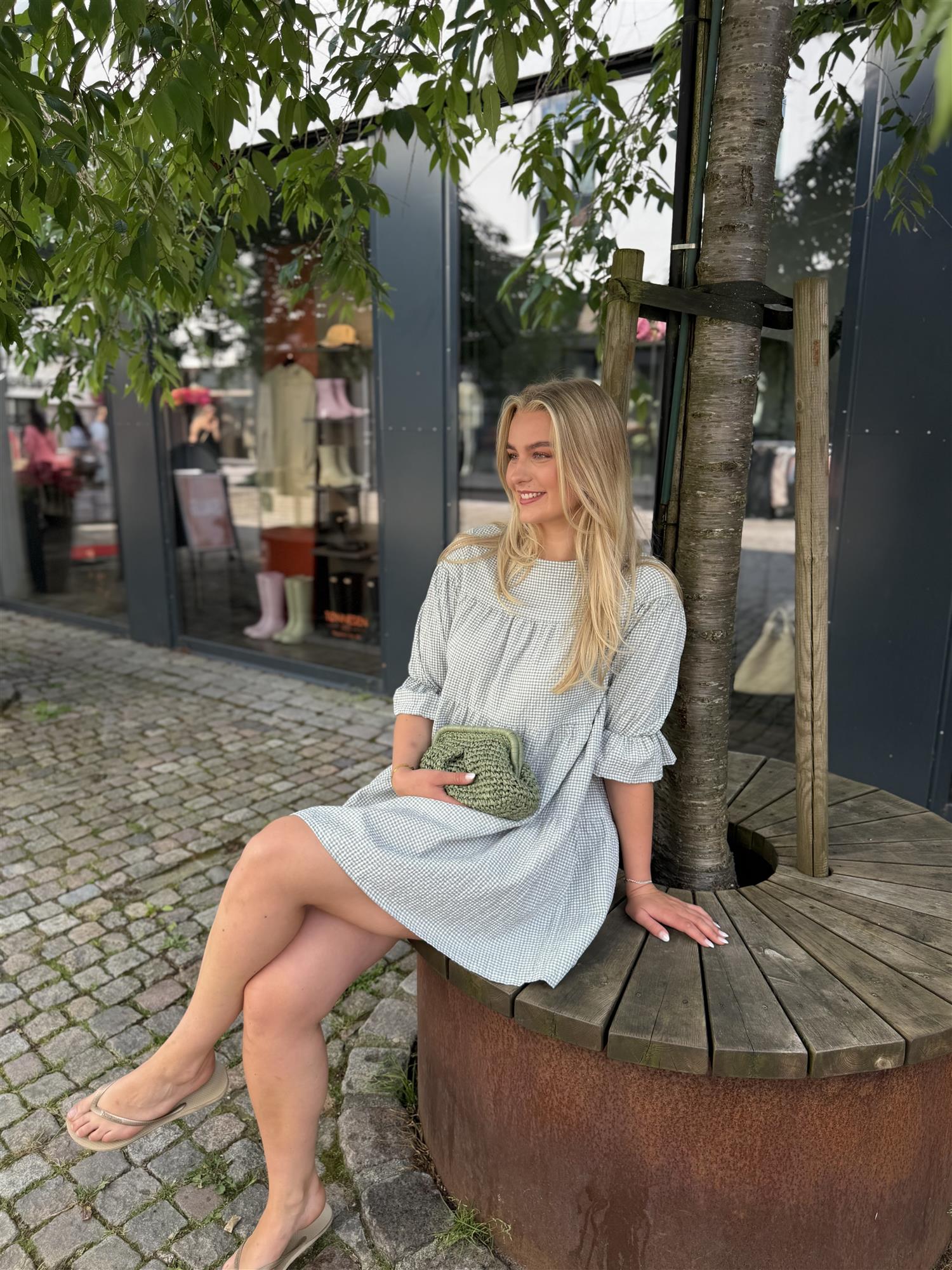 Indiana Dress i Olive Green Checked, kjole fra Once Untold hos Image Mandal