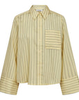 Blainecc Bell Sleeve Shirt i paleyellow i lyocell, skjorte fra Co'couture hos Image Mandal