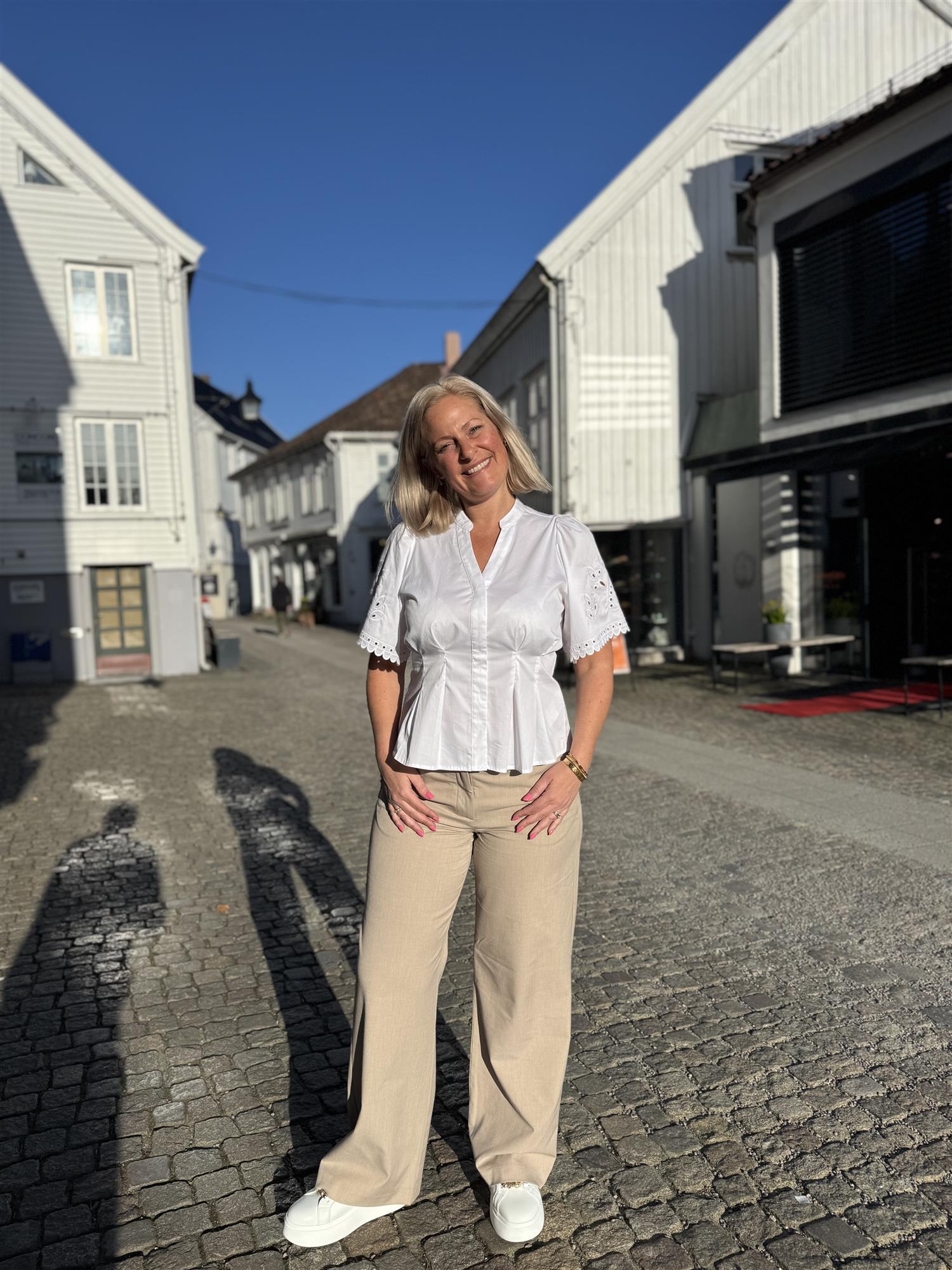 Andrea Wide Pant i khaki alternativt utsnitt, bukse fra Ivy Copenhagen hos Image Mandal